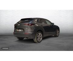 Mazda CX-30 2.0 SKYACTIV-G 90KW EVOLUTION 2WD AUTO 5P de 2019 con 85.200 Km por 21.900 EUR. en Giron