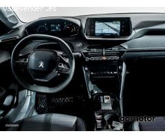 Peugeot 208 ALLURE ELECTRICO 136CV 5P de 2023 con 10 Km por 32.990 EUR. en Tarragona