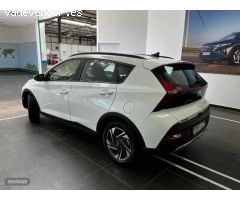 Hyundai Bayon 1.0 TGDI 48V Maxx DT de 2022 con 5.451 Km por 20.795 EUR. en Alava
