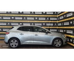 Renault Megane Megane  1.3 Tce  140cv Zen de 2020 con 44.936 Km por 19.900 EUR. en Pontevedra