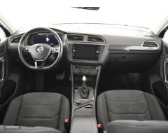 Volkswagen Tiguan SPORT 2.0 TDI 110KW (150CV) DSG 4MOTION de 2018 con 104.853 Km por 30.990 EUR. en