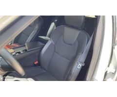 Volvo XC 60 XC60 D3 MOMENTUM MANUAL de 2018 con 69.450 Km por 31.750 EUR. en Huelva