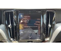 Volvo XC 60 XC60 D3 MOMENTUM MANUAL de 2018 con 69.450 Km por 31.750 EUR. en Huelva