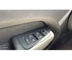 Volvo XC 60 XC60 D3 MOMENTUM MANUAL de 2018 con 69.450 Km por 31.750 EUR. en Huelva