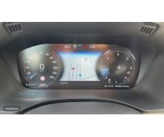 Volvo XC 60 XC60 D3 MOMENTUM MANUAL de 2018 con 69.450 Km por 31.750 EUR. en Huelva