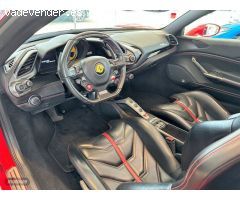 Ferrari 488  de 2018 con 32.000 Km por 254.900 EUR. en Malaga