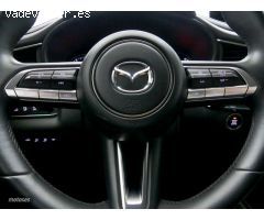 Mazda CX-30 2.0 SKACT-X ZENITH BLACK SAFETY 2WD AUTO 180 5P de 2019 con 72.000 Km por 23.900 EUR. en