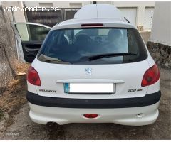 Peugeot 206 XL 1.4 HD de 2003 con 299.000 Km por 1.600 EUR. en Segovia