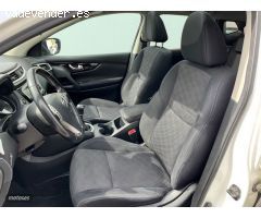 Nissan Qashqai 1.6dCi N-Connecta 4x4-i de 2017 con 67.000 Km por 19.900 EUR. en Girona