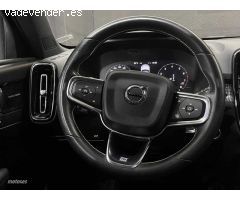 Volvo XC40 2.0 t5 awd r-design auto de 2018 con 104.239 Km por 31.250 EUR. en Albacete