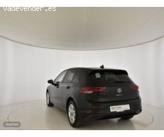 Volkswagen Golf LIFE 1.5 TSI 96KW (130CV) de 2023 con 7.912 Km por 30.990 EUR. en Pontevedra