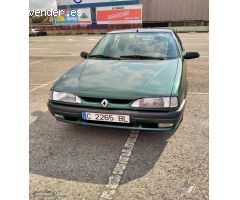 Renault R19 Adagio 1.9 Diesel de 1995 con 176.500 Km por 1.800 EUR. en A Coruna