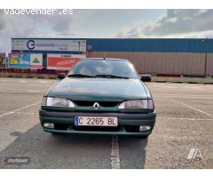 Renault R19 Adagio 1.9 Diesel de 1995 con 176.500 Km por 1.800 EUR. en A Coruna