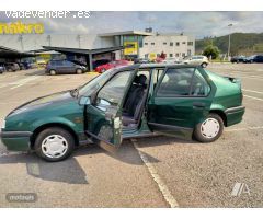 Renault R19 Adagio 1.9 Diesel de 1995 con 176.500 Km por 1.800 EUR. en A Coruna