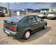 Renault R19 Adagio 1.9 Diesel de 1995 con 176.500 Km por 1.800 EUR. en A Coruna