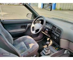 Renault R19 Adagio 1.9 Diesel de 1995 con 176.500 Km por 1.800 EUR. en A Coruna