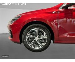 Hyundai i30 i30 FL 1.0 T-GDi 88,3 kW (120 CV) MT6 2WD Sense + de 2022 con 19.000 Km por 17.690 EUR.