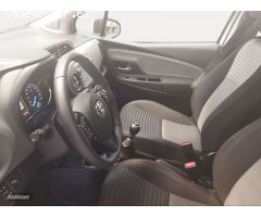 Toyota Yaris 1.5 110 Active Tech de 2019 con 22.793 Km por 14.900 EUR. en Malaga