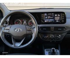 Hyundai i10 1.2 MPI Tecno 2C Aut. de 2021 con 20.800 Km por 14.700 EUR. en Huesca