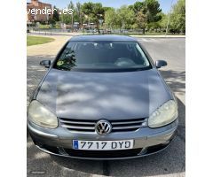 Volkswagen Golf 1.9 SPORTSLINE de 2006 con 223.000 Km por 5.000 EUR. en Madrid