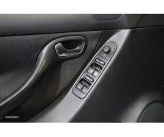 Seat Leon 1.9TDi 150cv FR de 2005 con 235.000 Km por 5.750 EUR. en Madrid