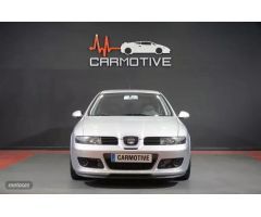Seat Leon 1.9TDi 150cv FR de 2005 con 235.000 Km por 5.750 EUR. en Madrid