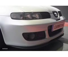 Seat Leon 1.9TDi 150cv FR de 2005 con 235.000 Km por 5.750 EUR. en Madrid