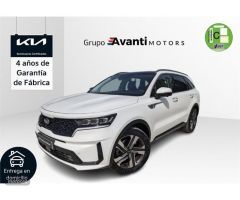 Kia Sorento 2.2 CRDi Emotion DCT 4x4 7pl de 2021 con 27.943 Km por 44.490 EUR. en Granada