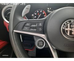 Alfa Romeo Stelvio 2.0 Gasolina 206kW (280CV)   AWD Executive de 2018 con 108.492 Km por 26.800 EUR.