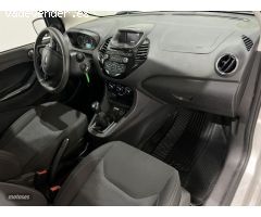Ford Ka + 1.2 Ti-VCT Ultimate de 2017 con 68.610 Km por 9.899 EUR. en Badajoz