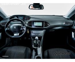 Peugeot 308 STYLE 1.2 PURETECH 110CV 5P de 2018 con 66.470 Km por 14.990 EUR. en Tarragona