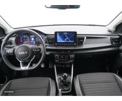 Kia Rio GT LINE 1.2 DPI 84 CV 5P de 2021 con 9.841 Km por 15.600 EUR. en Barcelona