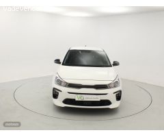 Kia Rio GT LINE 1.2 DPI 84 CV 5P de 2021 con 9.841 Km por 15.600 EUR. en Barcelona
