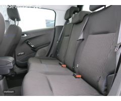 Peugeot 208 SIGNATURE 1.2 PURETECH 82CV 5P MAN de 2019 con 41.852 Km por 11.900 EUR. en Barcelona