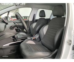 Peugeot 2008 Allure 1.5 BlueHDI 120 S&S EAT6 de 2019 con 13.000 Km por 18.900 EUR. en Malaga