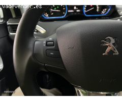 Peugeot 2008 Allure 1.5 BlueHDI 120 S&S EAT6 de 2019 con 13.000 Km por 18.900 EUR. en Malaga