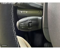 Peugeot 2008 Allure 1.5 BlueHDI 120 S&S EAT6 de 2019 con 13.000 Km por 18.900 EUR. en Malaga