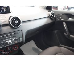 Audi A1 SPORTBACK 1.0 TSFI ADRENALIN 5P de 2018 con 53.291 Km por 16.500 EUR. en Pontevedra