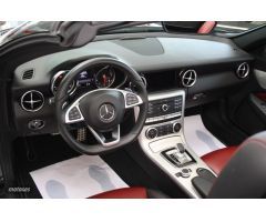 Mercedes Clase SLC SLC 200 AMG LINE AUT 2P de 2019 con 37.991 Km por 38.900 EUR. en Pontevedra