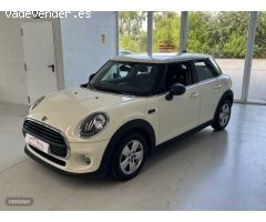 Mini Cooper 5P de 2018 con 21.000 Km por 15.500 EUR. en Alava