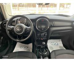 Mini Cooper 5P de 2018 con 21.000 Km por 15.500 EUR. en Alava