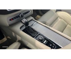 Volvo XC 90 XC90 D4 Inscription 7 asientos de 2016 con 142.319 Km por 36.500 EUR. en A Coruna