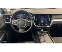 Volvo V 60 V60 D4 Momentum Automatico de 2019 con 123.416 Km por 25.900 EUR. en A Coruna