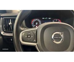Volvo V 60 V60 D4 Momentum Automatico de 2019 con 123.416 Km por 25.900 EUR. en A Coruna