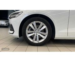 Volvo V 60 V60 D4 Momentum Automatico de 2019 con 123.416 Km por 25.900 EUR. en A Coruna