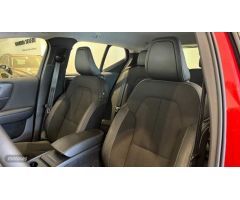 Volvo XC40 XC40 D3 Business Plus Automatico de 2020 con 21.155 Km por 32.900 EUR. en A Coruna