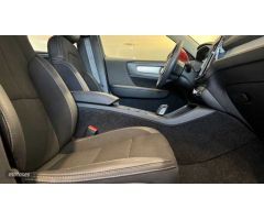 Volvo XC40 XC40 D3 Business Plus Automatico de 2020 con 21.155 Km por 32.900 EUR. en A Coruna