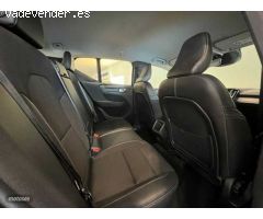 Volvo XC40 XC40 D3 Business Plus Automatico de 2020 con 21.155 Km por 32.900 EUR. en A Coruna