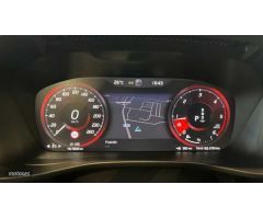 Volvo XC40 XC40 D3 Business Plus Automatico de 2020 con 21.155 Km por 32.900 EUR. en A Coruna