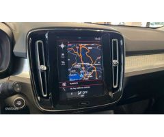 Volvo XC40 XC40 D3 Business Plus Automatico de 2020 con 21.155 Km por 32.900 EUR. en A Coruna